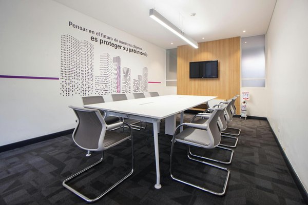 Stratégies Efficaces de Gestion du Temps pour Professionnels Débordés